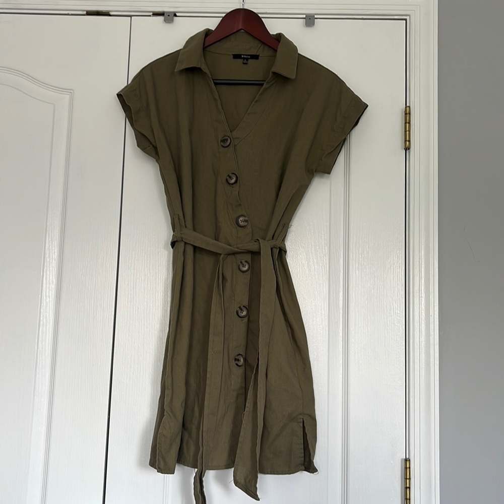 Army green buttoned down dress